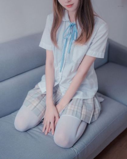 中日韩999被恶剪_JVID性感写真